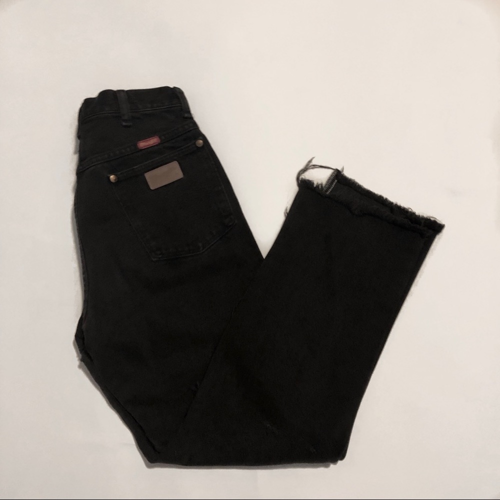 Wrangler distressed cutoffs